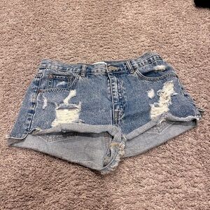 Pull&Bear Distressed medium wash denim shorts daisy dukes size 30